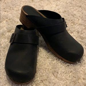 Black clogs Sanita size 41